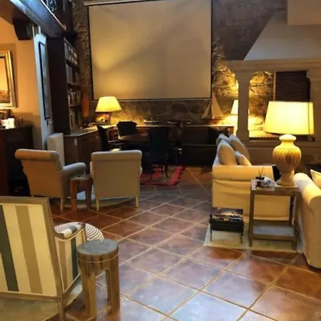 Casa Dos Gaios